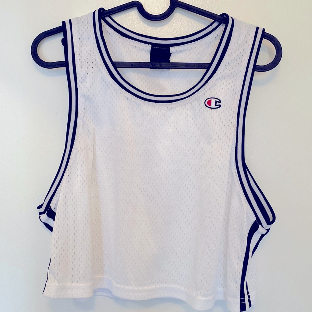⭐️2 Champion crop tops (2 tops set)